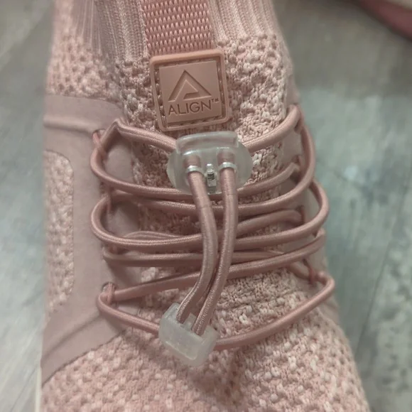 Align Knit Bungee Slip On Torri Sneakers - Picture 8 of 9